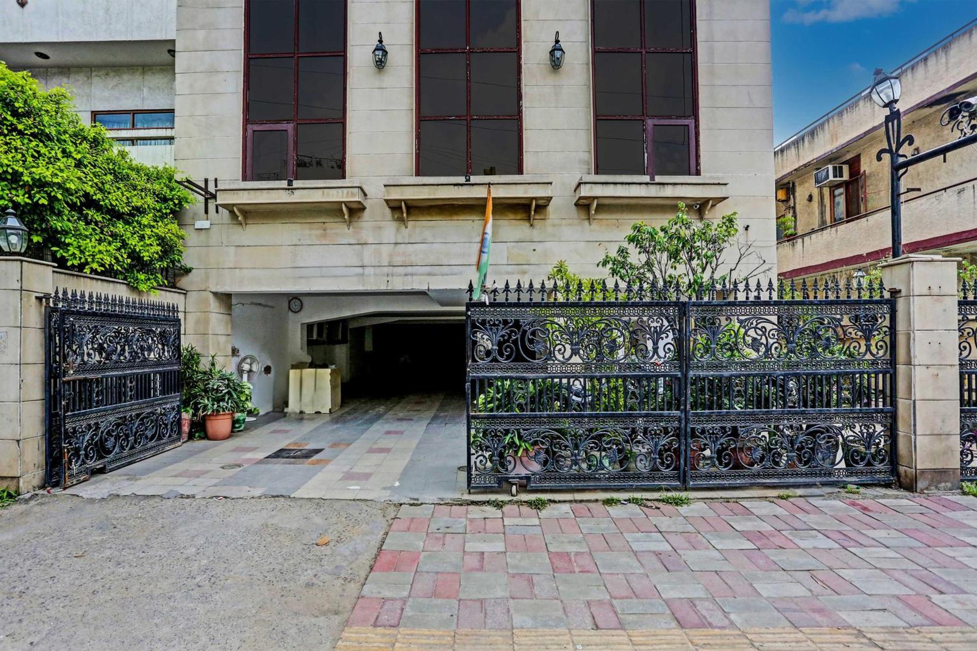 Townhouse The Royce New Friends Colony Hotel Nova Deli Exterior foto